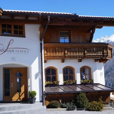 Pension Strolz Sankt Anton am Arlberg Exteriör bild